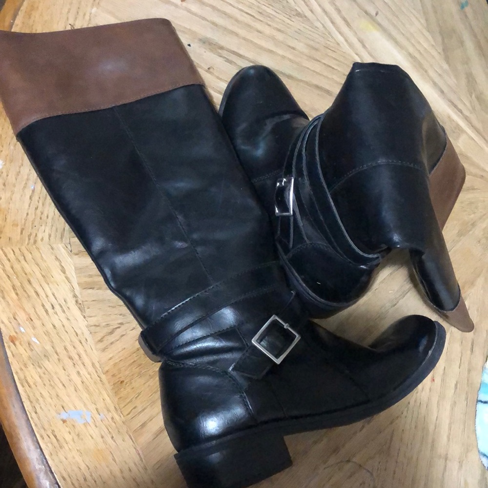 Two tone boots